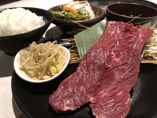 Koshitsu Sousaku Yakiniku Itsuki - 