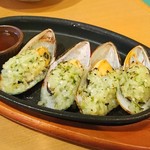 Saizeriya - ムール貝のガーリック焼き   399円