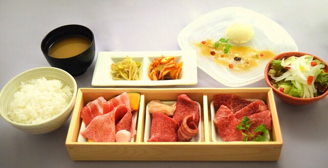 ランチメニュー 薩摩 牛の蔵 広尾本店 サツマウシノクラ 広尾 焼肉 食べログ