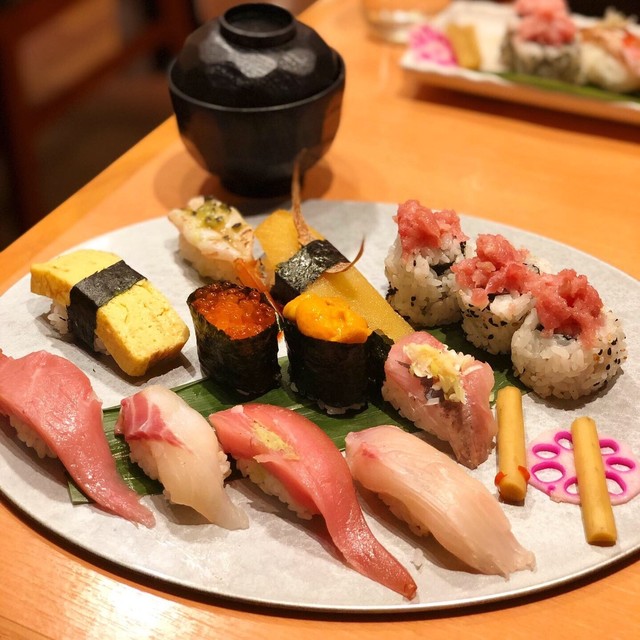 Seafood Dokoro Sushi Tsune Akabane Ten