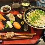Tennen Sozai Kura - シャリがなかなかお目にかかれない逸品。料理に一つ一つにストーリーがありました(^O^)量より質という感じを料理にした作品。1000円(税込)