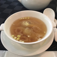 中国料理 桃李 - ワンタン入りスープ
