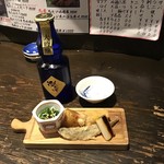 Kiraku - お通しと日本酒