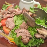 ホテルサンプラザ - 肉料理(スモークチキン)