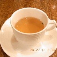 グリル満天星 麻布十番 新宿店 - コンソメスープ