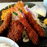 橋場食堂 - ミックスフライ