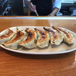 たかはし屋 - 最高の餃子（350円）