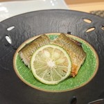 寿司割烹 魚紋 - 