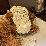 とんかつ ひろ喜 - 広島県産カキフライ（3ケ）（￥550） ・特選ロースとんかつ（120g）定食（￥800）