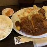 とんかつ ひろ喜 - 広島県産カキフライ（3ケ）（￥550） ・特選ロースとんかつ（120g）定食（￥800）