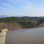 Tenkuu No Mori - デッキの温泉から、霧島連山が見られます