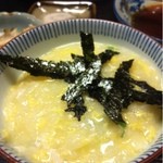 安加 - たっぷり茶碗によそう。