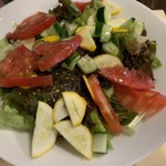 BISTRO QUATRE - 