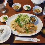 ごっつおや - 料理写真:朝日豚バラ肉の生姜焼き定食（大盛り）
