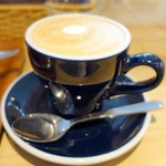 NEWZEALAND CAFE AKASAKA - フラットホワイト420円