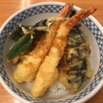 起世 - 上天丼：海老二匹と季節の素材