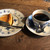 カフェ レ ジュ グルニエ - ブレンドコーヒーとベイクドチーズケーキで950円