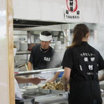 田村屋 - ｶｳﾝﾀｰからは仕事振りが覗えます