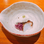 花柚子 - お通し
      ワラビのおひたしとタコの炙り