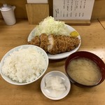 とんかつ　いちよし - ロースかつ定食('19/06/27)