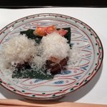 カハラ - しらさ海老たごぼう、吉田牧場のチーズ。藤三七（ふじみな）。