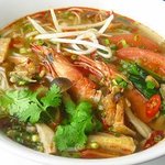 Tai Betonamuryouri Guri-N - トムヤムクンの米麺。海老の旨みが美味しい。