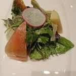 天香回味 Hutan新宿三丁目店 - 薪でグリルしたサラダ