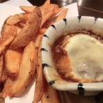 じとっこ組合 - 【期間限定】「ゴーゴーマキシムポテトチーズ」：「ゴーゴーカレー」と期間限定のコッテリ・コラボ♪