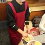 Monja Okonomiyaki Himawari - 初もんじゃも安心！焼いてくれます！