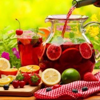 All-you-can-drink options are also available★Over 100 types of sangria that are great for girls!