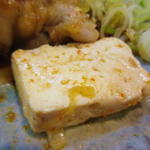 酒蔵 力 - 豆腐も焼き豚足のタレで