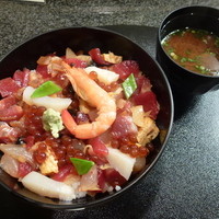 大宮　すし風凛 - 本日の丼ぶり：バラちらし大盛り(1,250円)