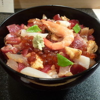 大宮　すし風凛 - 本日の丼ぶり：バラちらし大盛り(1,250円)　※アップ