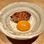 焼鳥 茜 - つくね 比内地鶏の初産みの卵黄