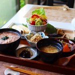 円 - 野菜たっぷりの朝ごはん　茶粥