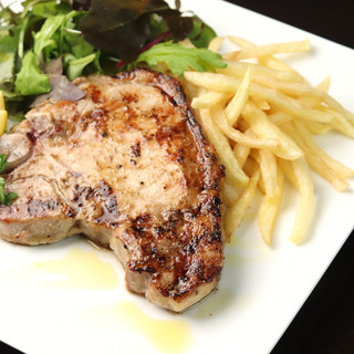 ◇厳選◇健康×安心！千葉県産＜コレナイ豚＞使用してます。