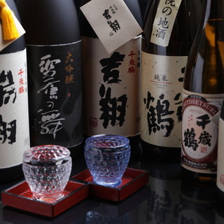 地酒＜千歳鶴＞20種類以上。直営店だけの限定酒も◎
