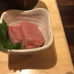 田村 岩太郎商店 - 2019年6月27
      マグロ トロ