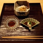 道人 - ●マコガレイ、アカウニ、カレイの肝、割り醤油