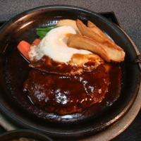 名阪茶屋 - ハンバーグステーキ定食アップ