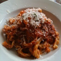 オステリアガウダンテ 神戸ハーバーランド店 - パスタ　ミートソースReginette