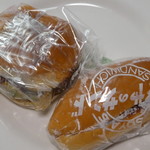 110521076 - ジャンボハンバーガーとホットドック