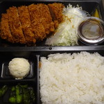 かさねや - 料理写真:熟成厚切りロースかつ弁当