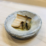 松寿司 - コリコリした鮑の歯ごたえ。