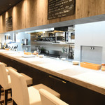 曽和料理店 - カウンター席1