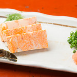 使用北海道和青森县鮟鱇海安康鱼的优质脂肪制成的“Kimozashi”。