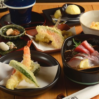 ◆おまかせ￥6,600～目の前で揚げる天ぷらを五感で楽しむ♪