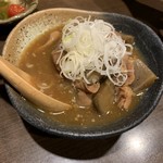 うづき - 豚モツ煮 650円