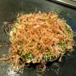 110550673 - 「特選ミックス焼」に自分で鰹節と青海苔をかけたところ