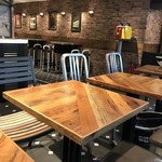 J.S. BURGERS CAFE - アメリカンな内観